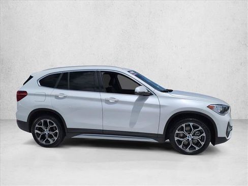 Used 2021 BMW X1 sDrive28i w/ Convenience Package FWD image 4