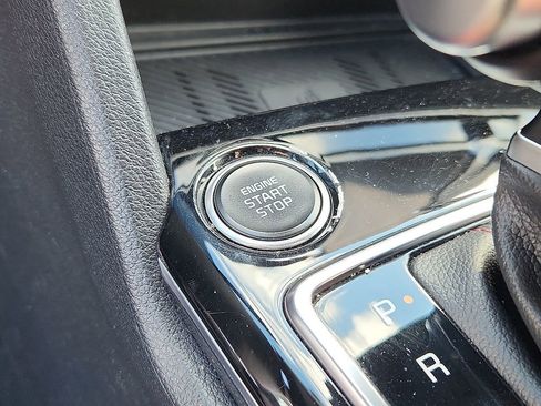 Used 2023 Kia Sportage SX image 26