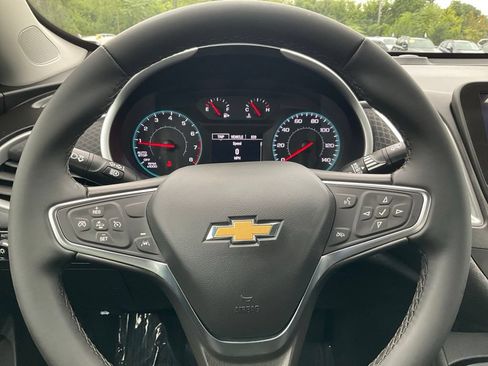 Used 2024 Chevrolet Malibu RS w/ LPO, Floor Liner Package FWD image 17