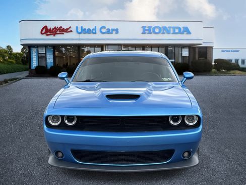 Used 2019 Dodge Challenger GT w/ Plus Package image 8