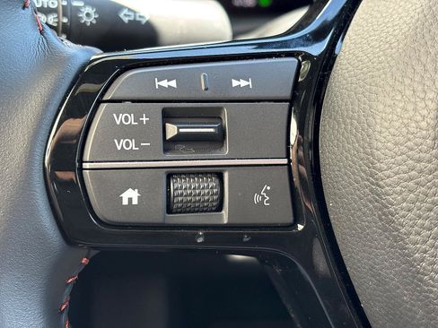 Certified 2027 Honda HR-V Sport image 30