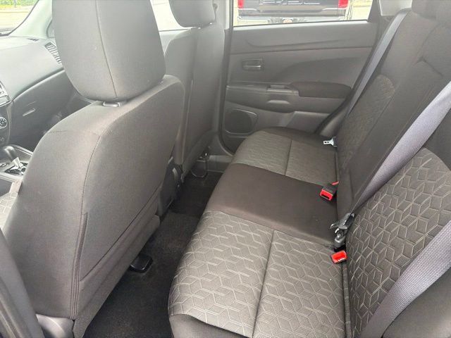 Used 2026 Mitsubishi Outlander Sport AWD image 17