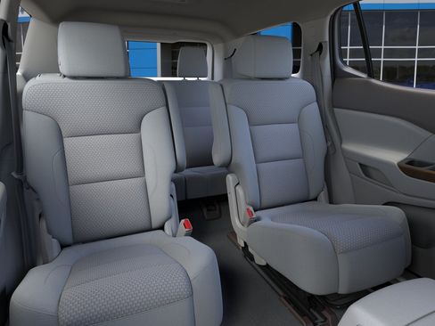 Used 2023 GMC Acadia SLE w/ Driver Convenience Package FWD image 30