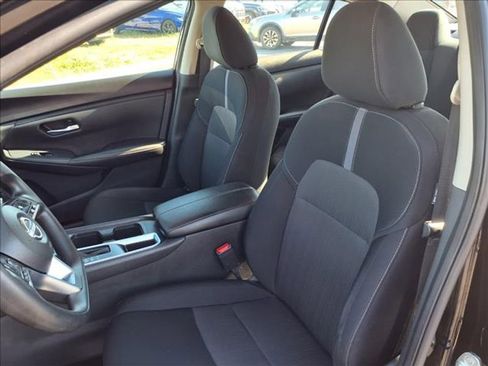 Used 2024 Nissan Sentra SV image 12