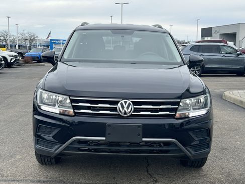 Used 2019 Volkswagen Tiguan S image 2