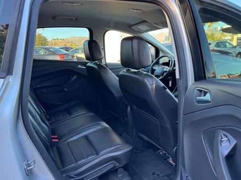 Used 2017 Ford C-MAX Energi SE w/ Equipment Group 402A image 26