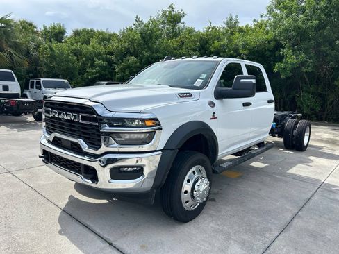 New 2026 RAM 5500 Tradesman w/ Chrome Appearance Group AWD/4WD image 1