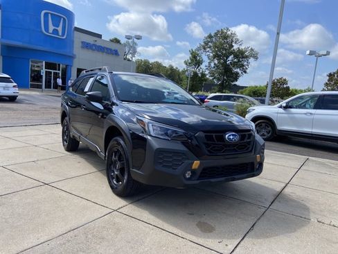 Used 2024 Subaru Outback Wilderness AWD/4WD image 3