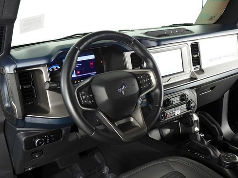 Used 2023 Ford Bronco Outer Banks image 24