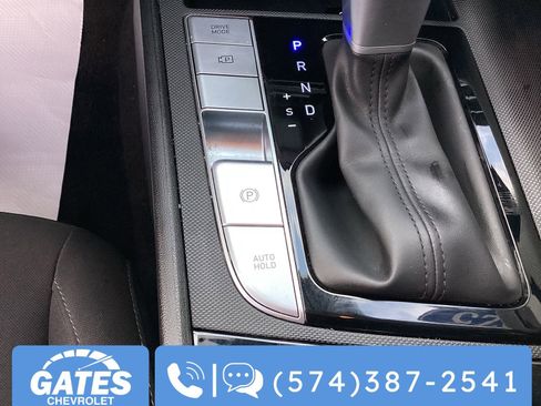 Used 2025 Hyundai Elantra SEL FWD image 32