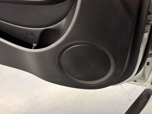 Used 2015 Kia Soul FWD image 23