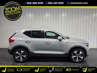 Used 2024 Volvo XC40 B5 Plus AWD/4WD video 1