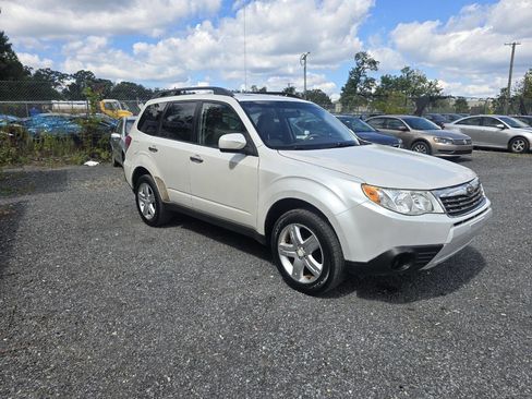 Used 2010 Subaru Forester 2.5X Premium image 9