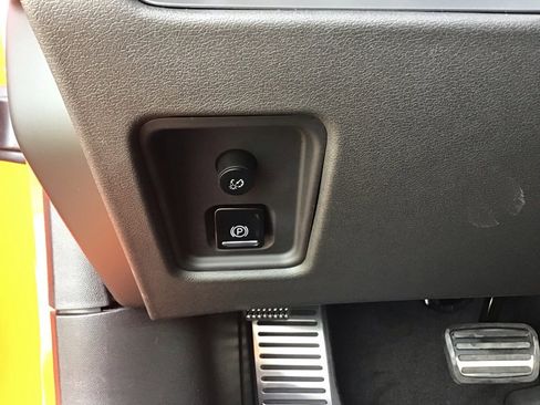 New 2026 Chevrolet Corvette Stingray Preferred Cpe w/ Z51 Performance Package image 42