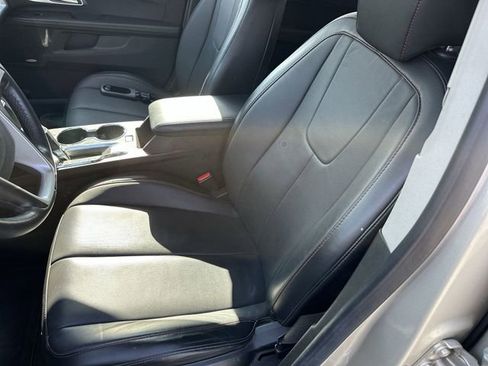 Used 2016 Chevrolet Equinox LTZ w/ Enhanced Convenience Package FWD image 15