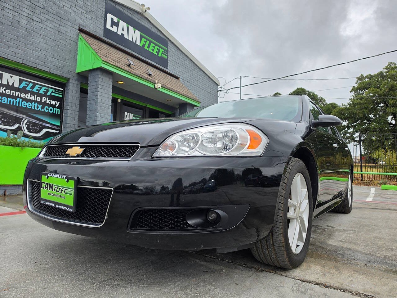 Used 2016 Chevrolet Impala LTZ FWD image 2