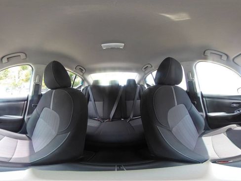 Used 2025 Nissan Sentra SV FWD image 35