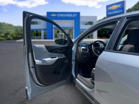 Certified 2024 Chevrolet Equinox LS w/ LS Convenience Package AWD/4WD image 15