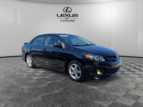 Used 2012 Toyota Corolla S FWD image 2