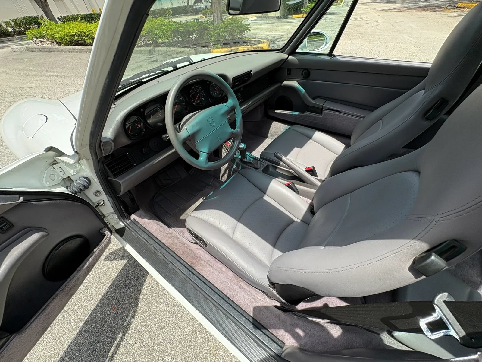Used 1995 Porsche 911 Carrera image 41