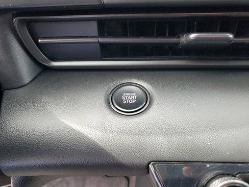 Certified 2025 Hyundai Elantra Sport image 30