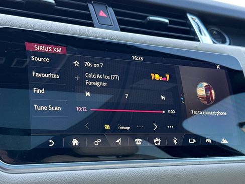 Used 2019 Land Rover Range Rover Sport HSE image 21