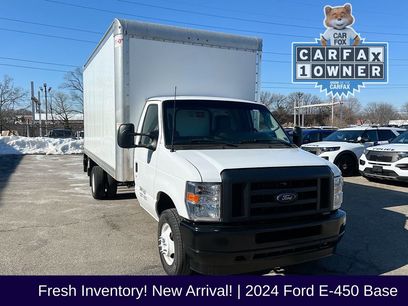Used 2024 Ford E-450 and Econoline 450 Super Duty w/ Power Windows & Locks Group