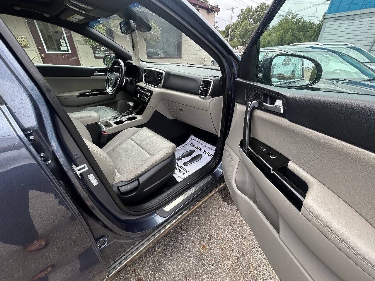 Used 2020 Kia Sportage S w/ S Premium Package FWD image 9