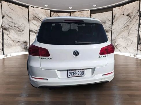 Used 2015 Volkswagen Tiguan R-Line image 5