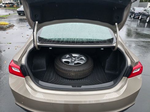 Used 2024 Chevrolet Malibu LS w/ LPO, Floor Liner Package image 5