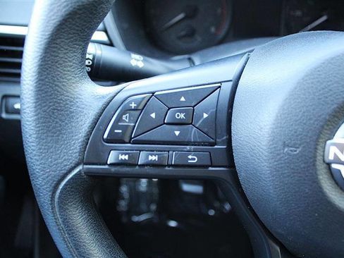 Used 2024 Nissan Altima 2.5 S FWD image 15