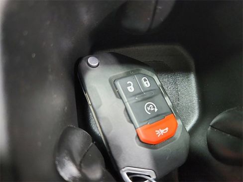 Used 2020 Jeep Gladiator Sport w/ Quick Order Package 24S image 29