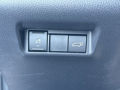 New 2026 Toyota RAV4 SE image 27