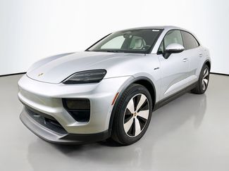 Used 2025 Porsche Macan 4 Electric AWD/4WD video 1