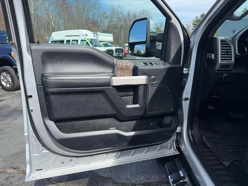 Used 2017 Ford F350 Lariat w/ Lariat Ultimate Package image 23