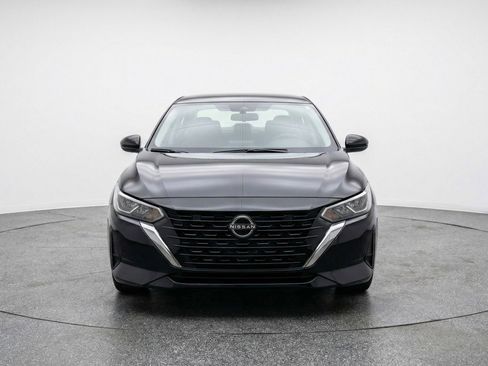 Used 2025 Nissan Sentra S FWD image 2