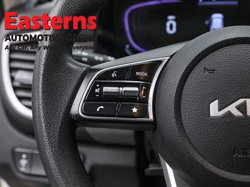 Used 2024 Kia Seltos LX image 15