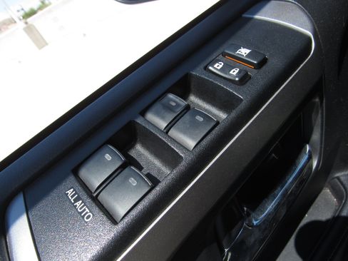Used 2021 Toyota 4Runner SR5 AWD/4WD image 24