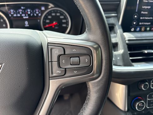 Used 2021 Chevrolet Tahoe Z71 w/ Z71 Off-Road Package AWD/4WD image 20