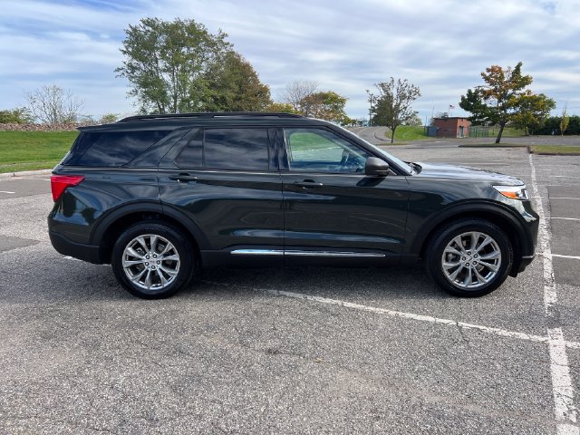 Certified 2022 Ford Explorer XLT w/ Equipment Group 202A AWD/4WD image 12