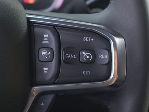 Used 2026 RAM 3500 Laramie AWD/4WD image 18