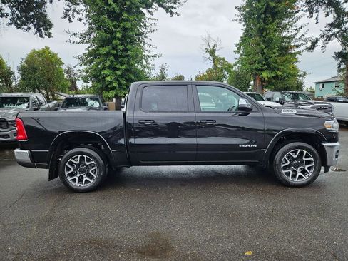 New 2026 RAM 1500 Laramie AWD/4WD image 8