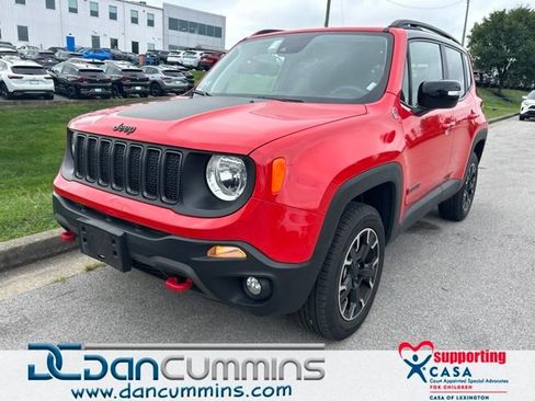 Used 2023 Jeep Renegade Trailhawk AWD/4WD image 1