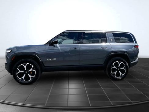 Used 2023 Rivian R1S Adventure AWD/4WD image 3