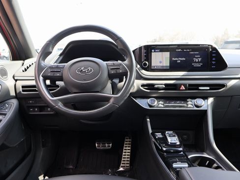 Used 2020 Hyundai Sonata SEL Plus w/ Tech Package image 19