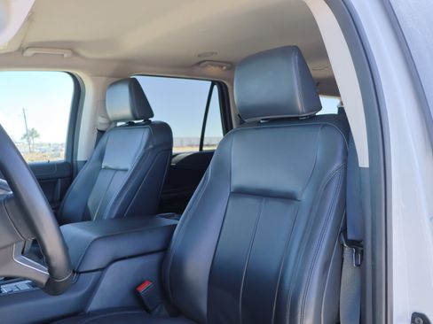 Certified 2024 Ford Expedition Max XLT image 15