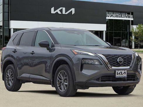 Used 2021 Nissan Rogue S image 8