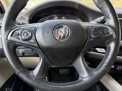 Used 2020 Buick Enclave Essence w/ Sound and Sites Package image 40