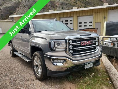 Used 2017 GMC Sierra 1500 SLT w/ SLT Premium Package