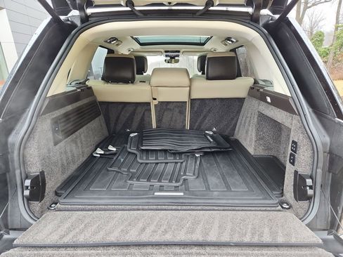 Certified 2021 Land Rover Range Rover P525 Westminster Edition image 13